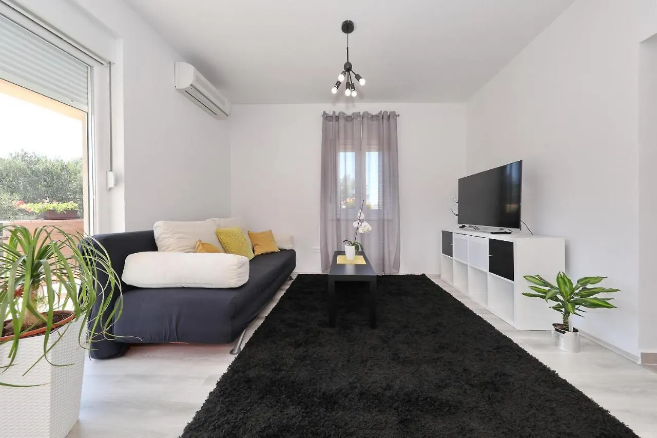 Apartment Jerbic Zadar 0*,  Croatia